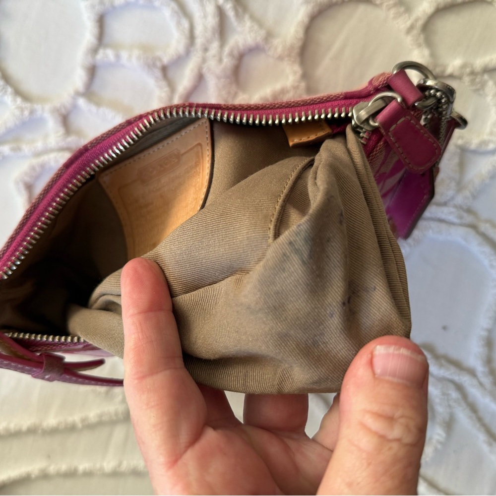 Y2k pink CC small shoulder Coach purse - Picture 13 of 16